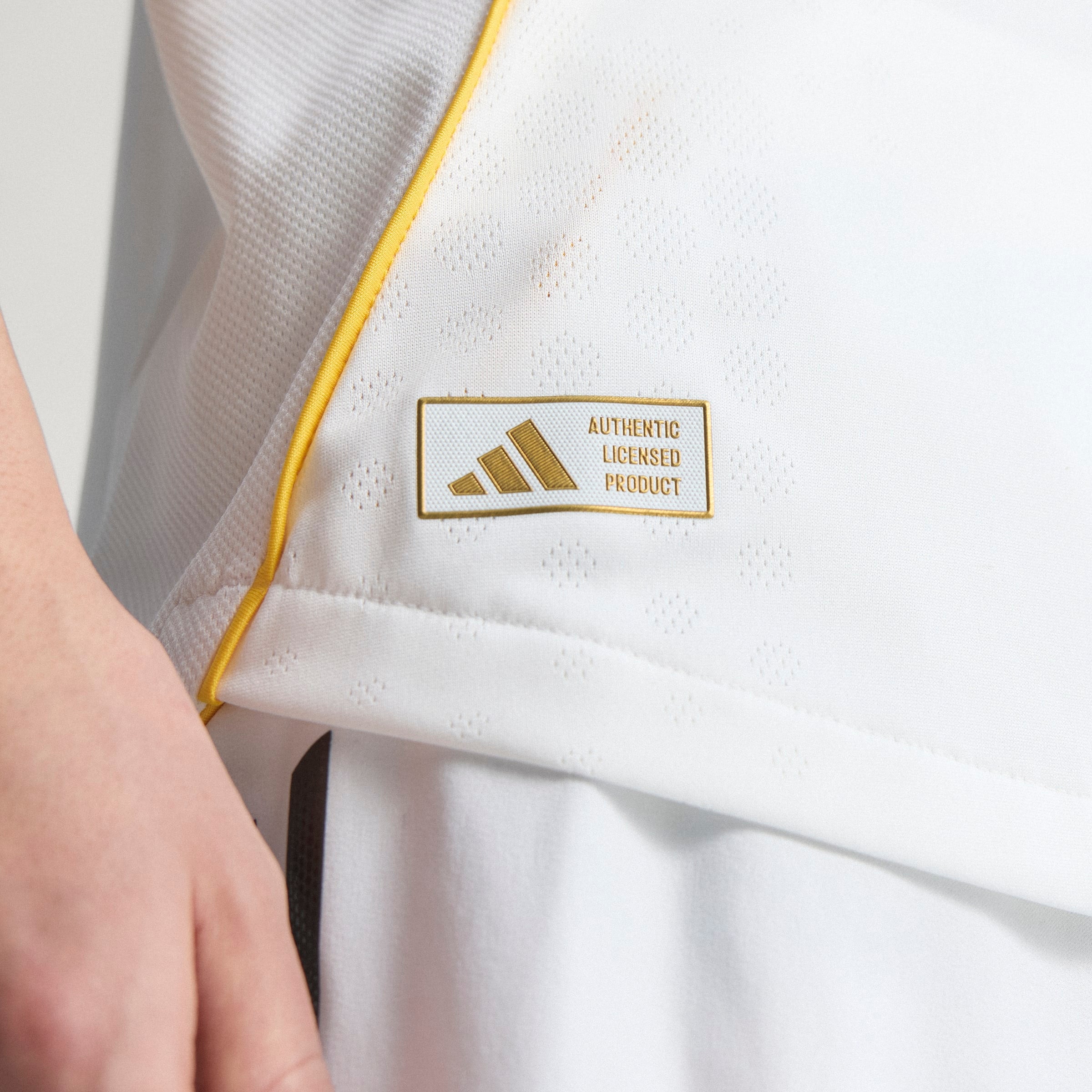 Real Madrid 25/26 Home Authentic Jersey