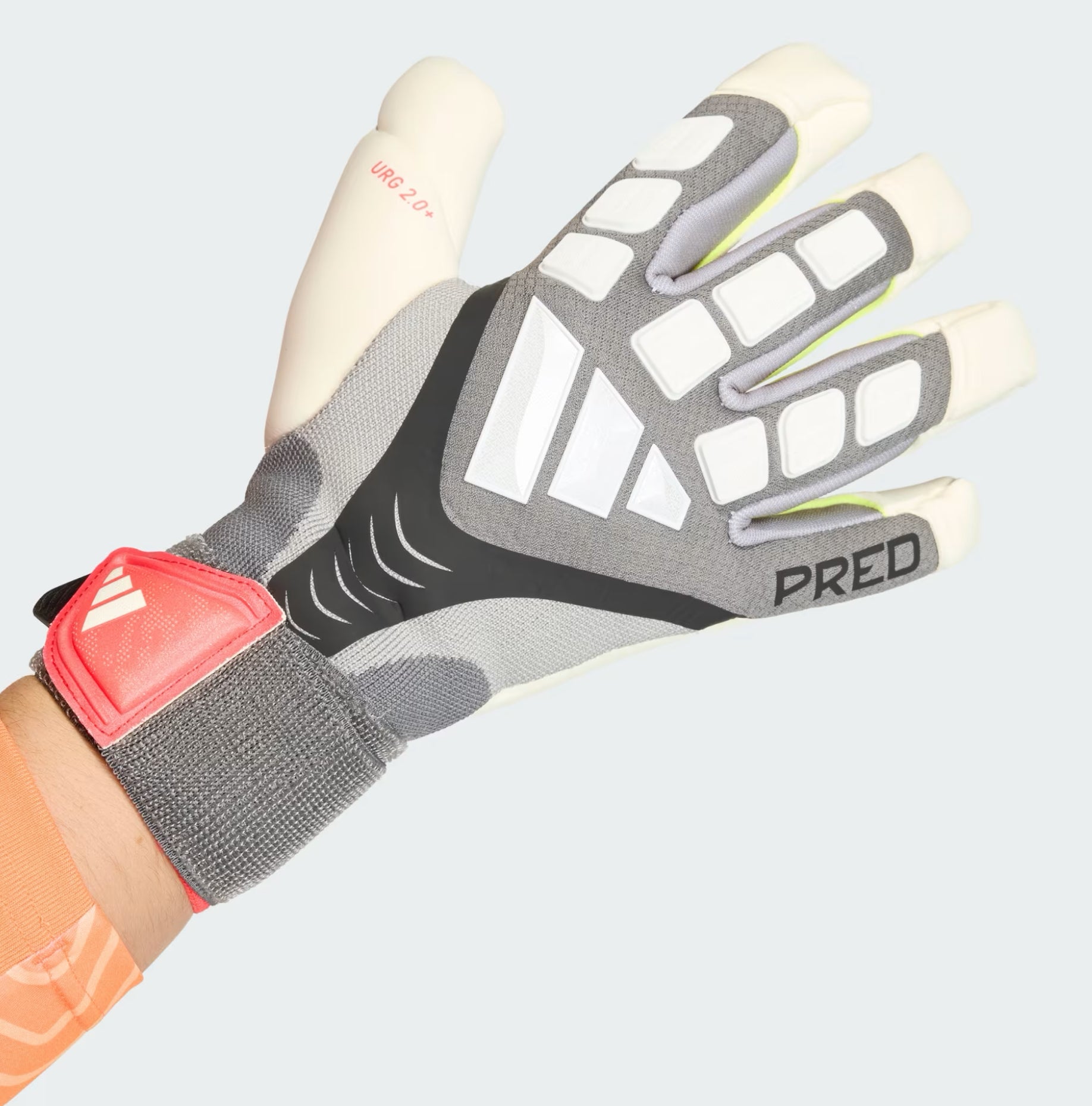 PREDATOR GOALKEEPER GLOVE PRO HYBRID STRAP
