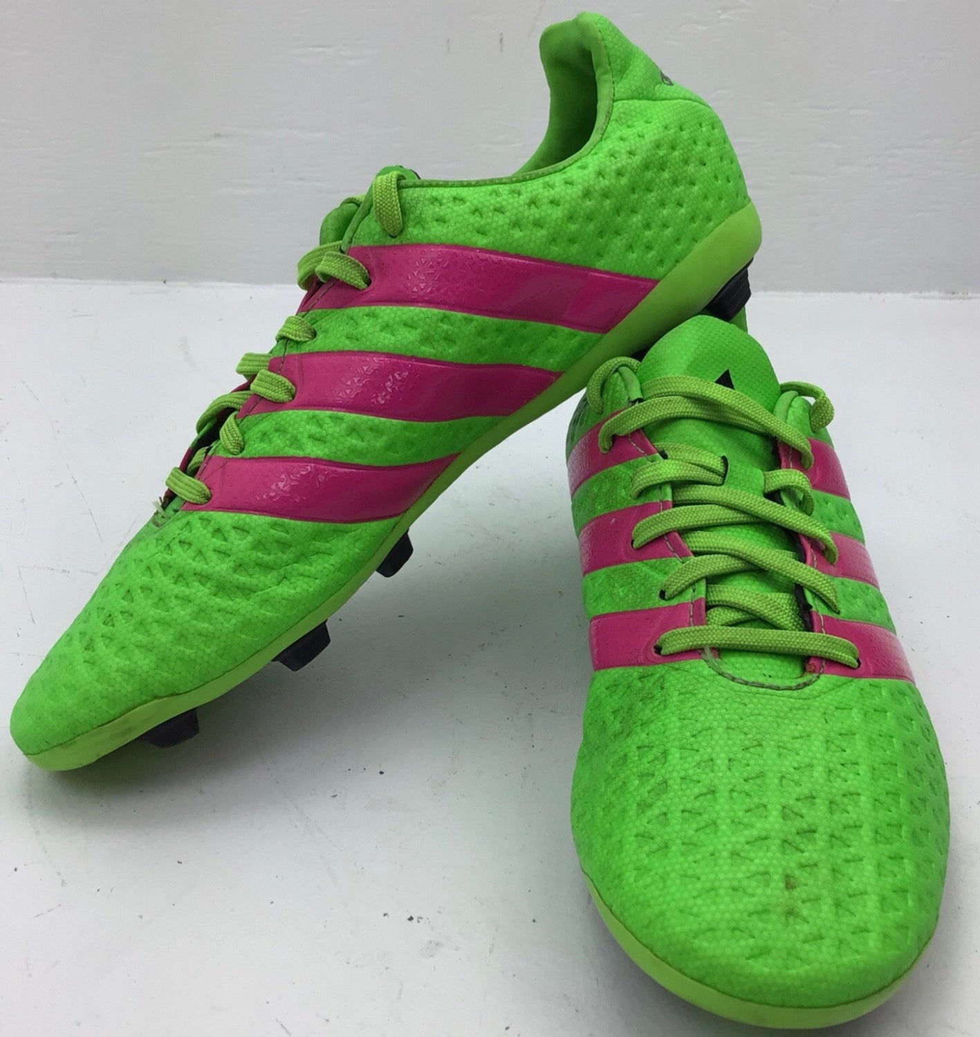Ace 16.4 FG Junior