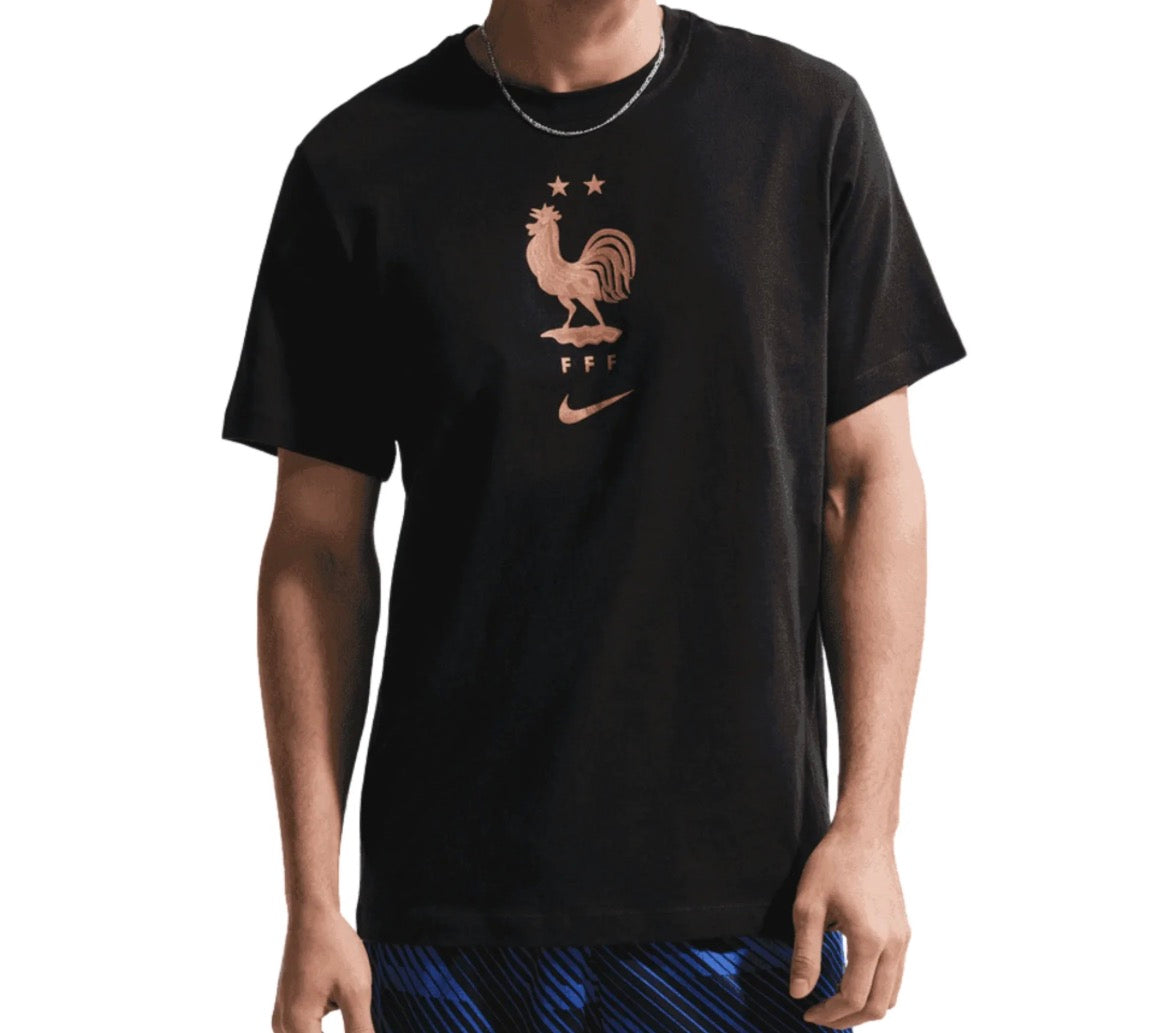 新品未使用 Nike FFF フランス代表 サッカーシャツ ブラック Mサイズ Nike France FFF Crest T-Shirt 2026 – City Soccer Plus