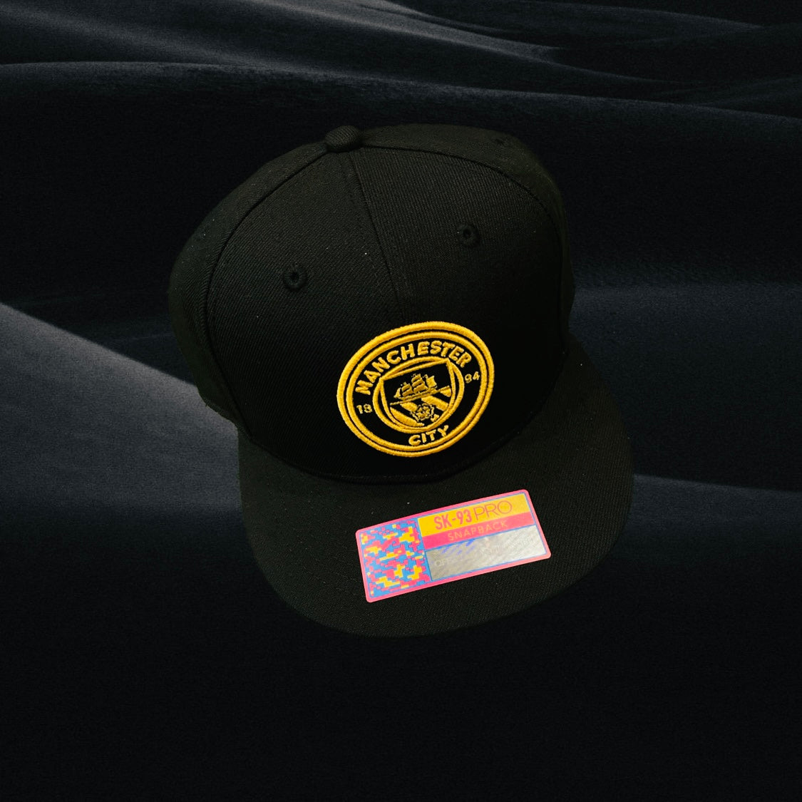Manchester City Crayon Flat Peak Snapback Cap
