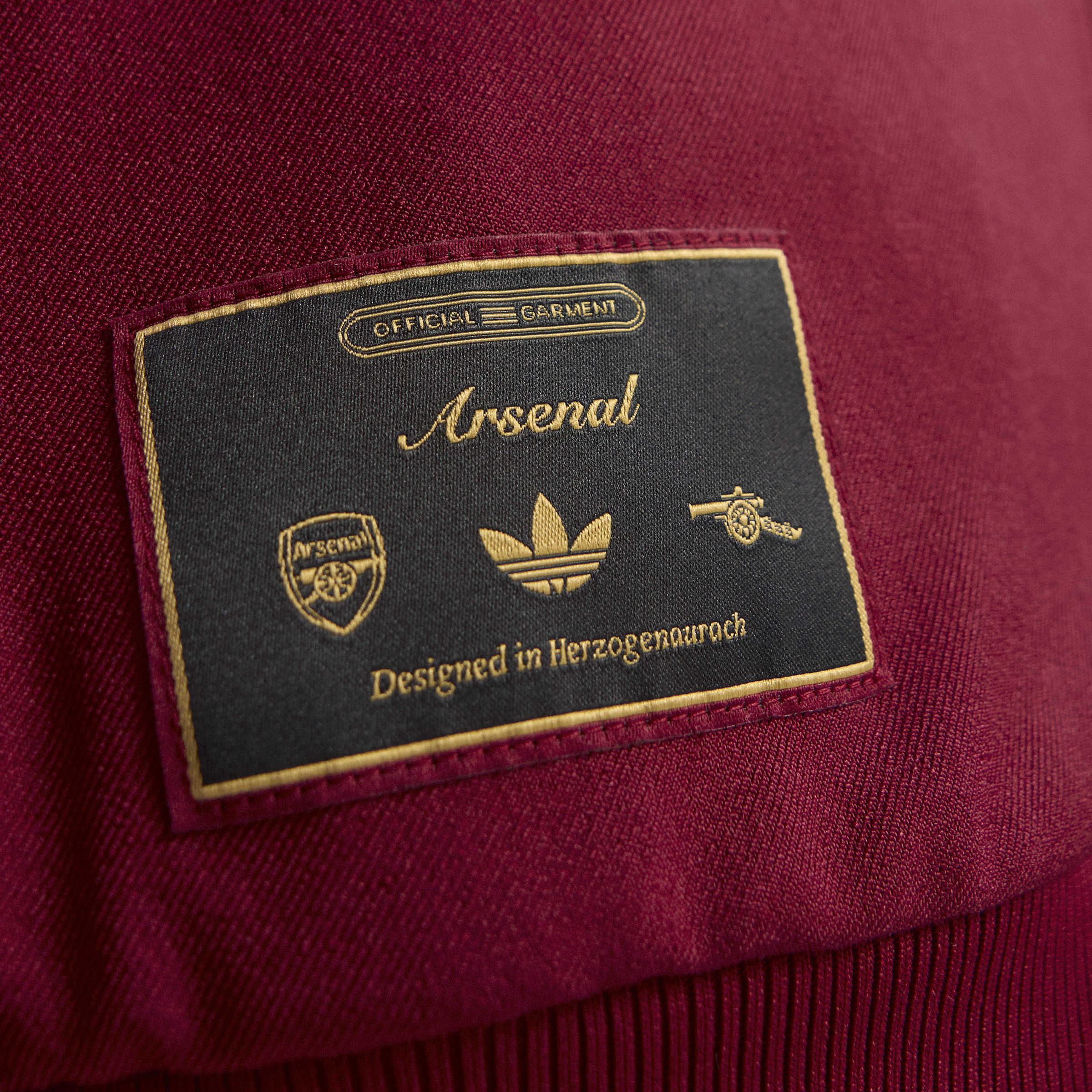 Arsenal Terrace Icons Track Top