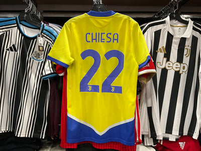 Men's Juventus 3rd Jersey 2021/22 TT ( CHIESA #22 )