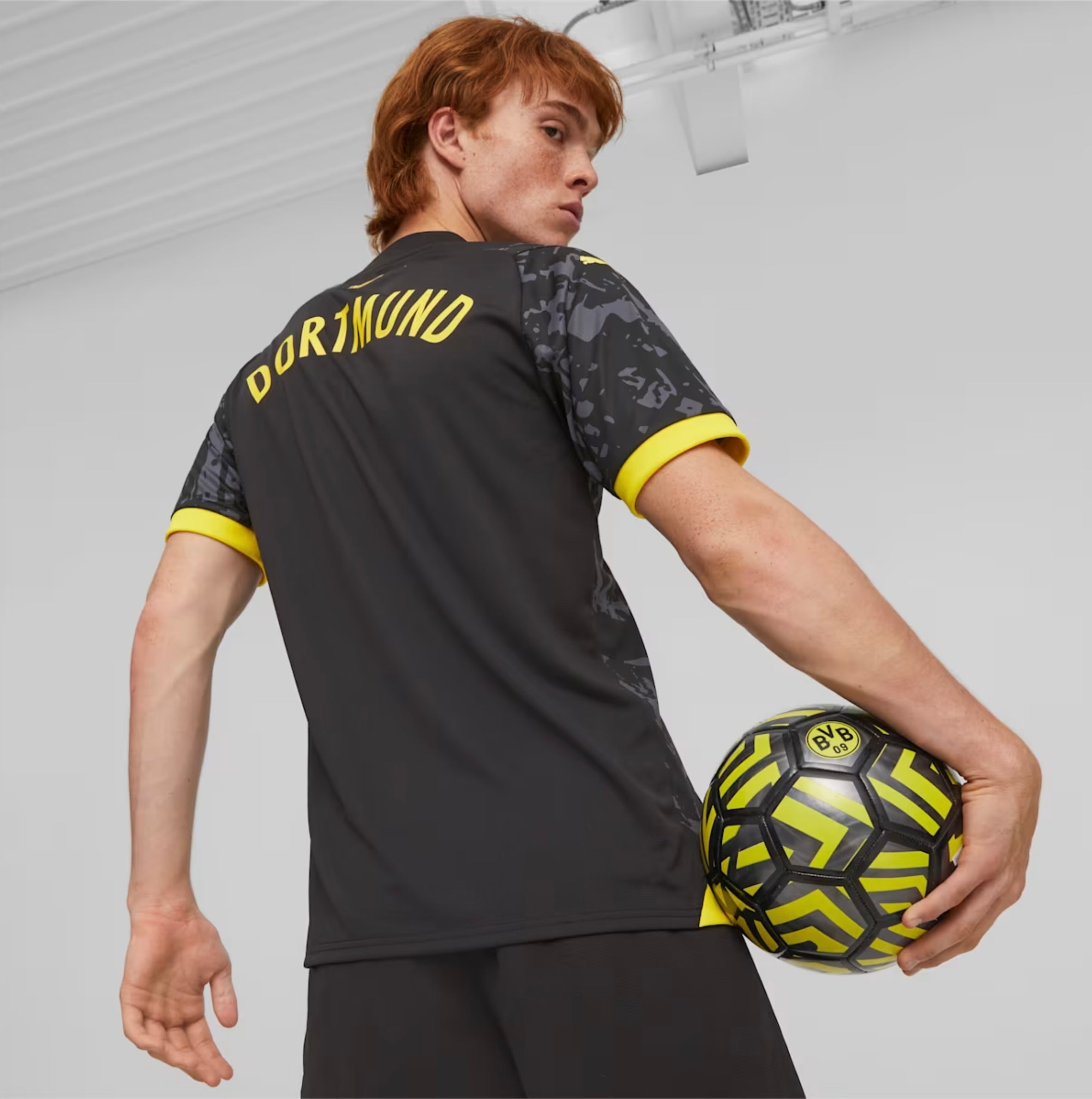 Puma Borussua Dortmund 2024/25 Away Jersey